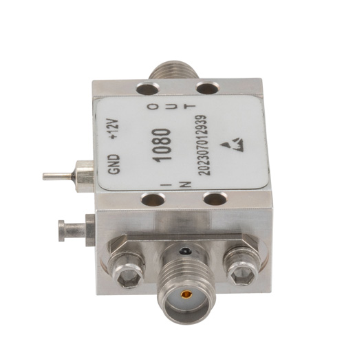 1.0 dB NF Low Noise Amplifier, Operating from 1 GHz to 6 GHz with 18 dB Gain, 18.5 dBm P1dB and SMA FMAM1080