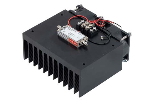 Medium Power Amplifier with Heatsink at 1 Watt P1dB Operating from 500 MHz to 4 GHz with SMA FMAM4053F