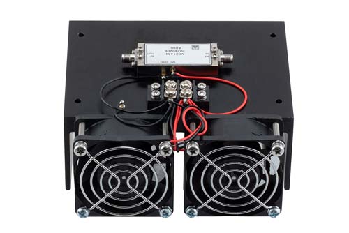 Medium Power Amplifier with Heatsink at 1 Watt P1dB Operating from 6 GHz to 12 GHz with SMA FMAM4060F