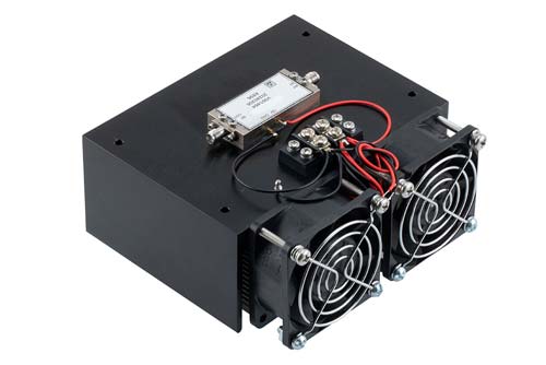 Medium Power Amplifier with Heatsink at 1 Watt P1dB Operating from 6 GHz to 12 GHz with SMA FMAM4060F