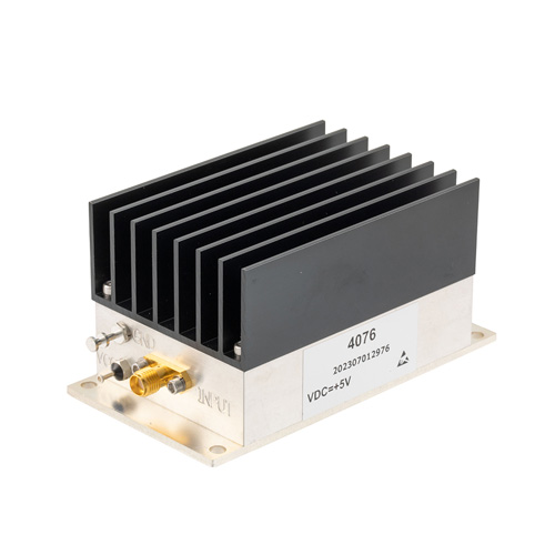 1.5 Watt P1dB, 3.2 GHz to 4 GHz, Medium Power GaAs Amplifier with Heatsink, 35 dB Gain, 42 dBm IP3 and SMA FMAM4076