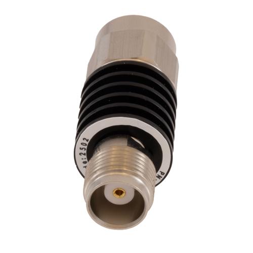 6 dB Fixed Attenuator TNC Male (Plug) to TNC Female (Jack) DC to 18 GHz Rated to 5 Watt Black Anodized Aluminum Heatsink Body 1.3:1 VSWR FMAT7625-6