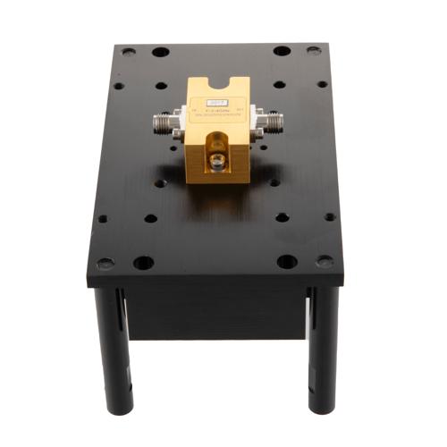 SMA High Power Limiter, 2 GHz to 4 GHz, 100W Peak Power, 18 dBm Flat Leakage FMLM2017