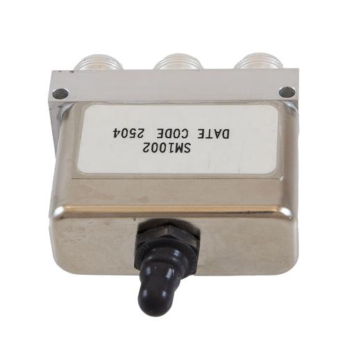 Manual SPDT Toggle Switch from DC to 12.4 GHz, N-Type Female, and Rated to 100 Watts FMSM1002