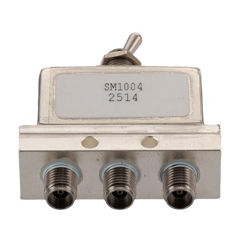 Manual SPDT Toggle Switch from DC to 40 GHz, 2.92mm Female, and Rated to 20 Watts FMSM1004