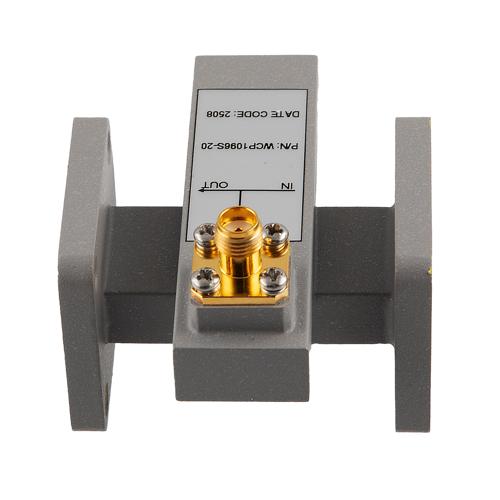 20 dB WR-62 Waveguide Crossguide Coupler with UG-419/U and SMA Female Coupling Port from 13.75 GHz to 14.5 GHz in Brass FMWCP1096S-20